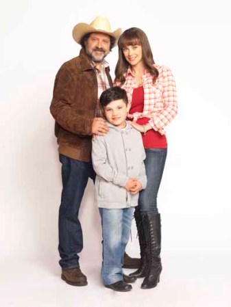 Una familia de mineros, integrada por Tomás "El Tigre" Suárez, su hija Gabriela y el hijo de ésta, David.