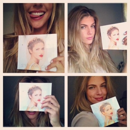 Promocionando su disco.