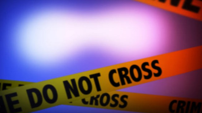 Arrestan a adolescente por matar a su madre