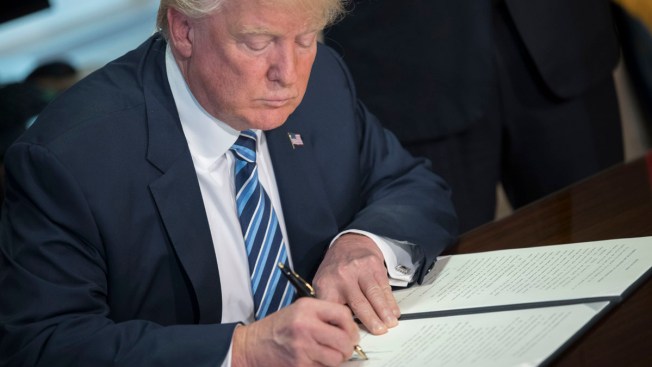 Juez federal bloquea orden de Trump contra ciudades santuario Juez federal bloquea orden de Trump contra ciudades santuario