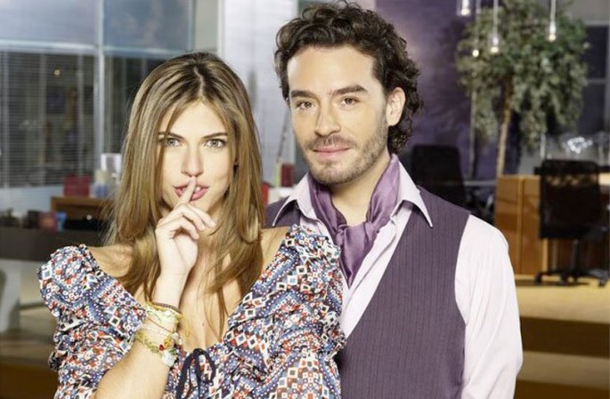 La actriz Stephanie Cayo nos roba el corazón cada mañana en la telenovela “El secretario”, que transmite Telemundo (10:30am/9:30am).