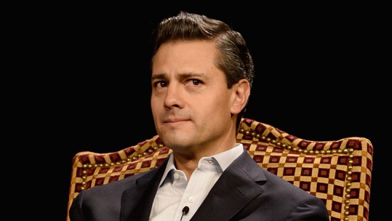 Fue el presidente Enrique Peña Nieto quien hizo la jugada más arriesgada durante su sexenio al poner fin a la prohibición de las inversiones privadas en la industria petrolera. <br /><br /><br /><br /> Peña Nieto anuncia reforma energética <br />