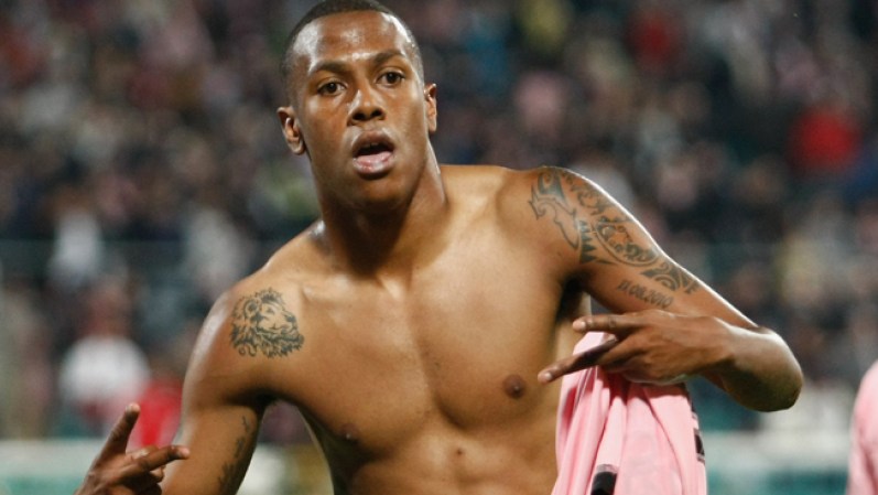 El uruguayo Abel Hernández juega en el Palermo italiano.