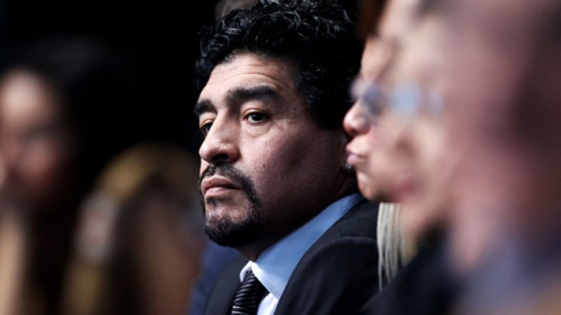 Maradona reconoce a otro hijo
