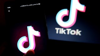 TikTok logo