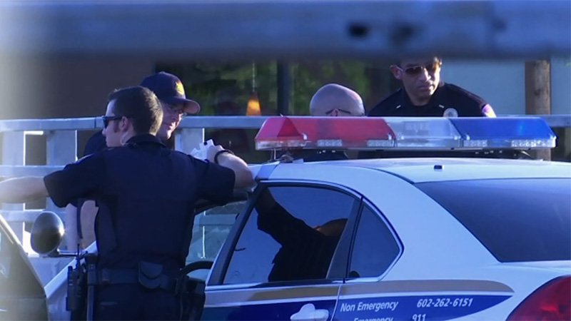 Principal-video-de-policia-de-AZ