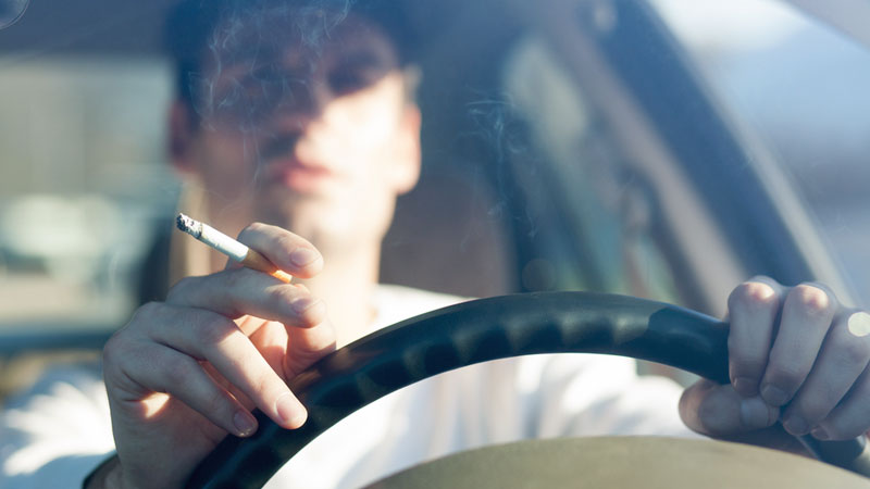 Tempe-regulacion-para-conductores-que-fuman