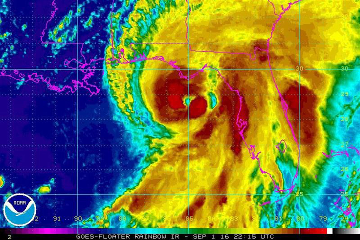 Карта ураганов в реальном времени в мире. Карта ураганов в реальном времени в мире. Карта ураганов в сша. Карта тропических циклонов. Hurricane карта.