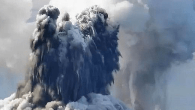 tlmd_volcan_tamu_massifok