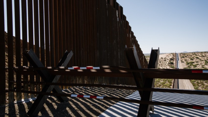 HOMBRE MUERE CAE MURO