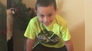 Policía de Mesa busca a niño desaparecido de 9 años