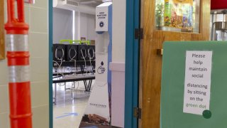 Distrito Escolar Unificado de Tucson realiza junta de emergencia sobre medidas de mitigación de COVID-19