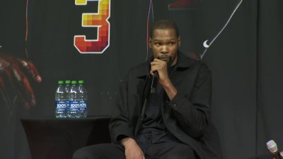 Presentación oficial de Kevin Durant como refuerzo de los Suns