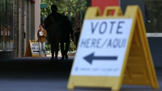Nuevo partido político “No Labels” gana lugar en la boleta electoral de Arizona para 2024