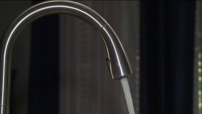 Ciudad de Phoenix propone aumentar tarifa del agua para octubre