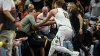 NBA playoffs: multan con $25,000 a Jokic por altercado con el dueño de los Suns