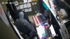 En video: presuntos ladrones son captados asaltando un negocio en Chandler