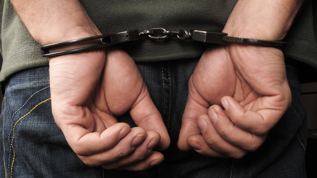 フェニックスの逃亡者を逮捕 – Telemundo フェニックス/ツーソン