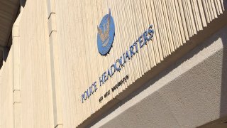 Investigación al Departamento de Policía de Phoenix: realizan reuniones comunitarias en distritos electorales