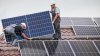 Aumento de tarifas mensuales de APS también impactará a clientes que usan paneles solares