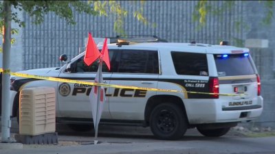 Arrestan a sospechoso por apuntar con un arma simulada a un oficial retirado en Glendale