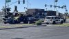 Una patrulla policial habría atropellado a un menor que huía de un accidente en Phoenix