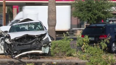 Un accidente multivehicular deja cuatro personas hospitalizadas en Mesa