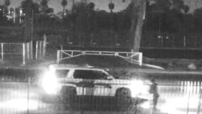 Revelan imágenes de tiroteo entre sospechoso de robo y policía de Phoenix