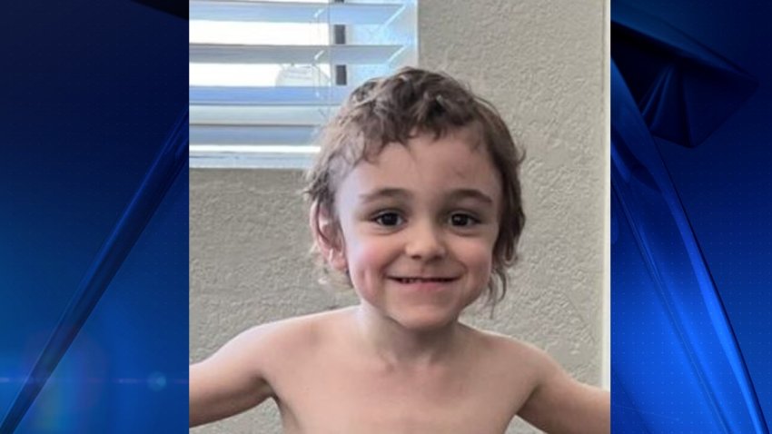 Buscan identificar a niño encontrado cerca de las avenidas 87 y Peoria