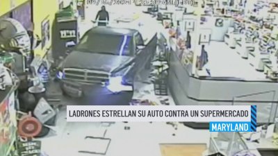 ¡Qué Tal Arizona! Ladrones estrellan su vehículo contra supermercado