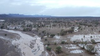 Una zona desértica inundada tras fuertes lluvias en Tazarine, en el sur de Marruecos, el domingo 8 de septiembre de 2024.