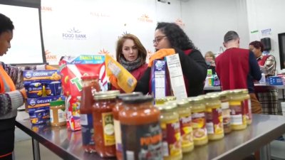 Banco de alimentos de NY planea repartir 40 millones de comidas durante la temporada navideña