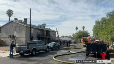 Incendio en Phoenix deja a ocho personas desplazadas