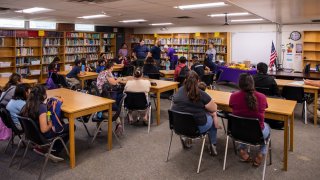 Distrito escolar de Phoenix propone cierre de escuelas en medio de crisis financiera