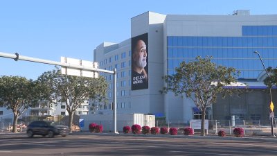 Trabajador muere tras caer desde zona de construcción en un Resort en Glendale