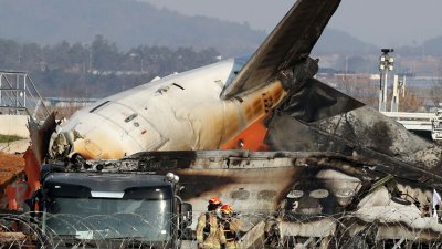 Lo nuevo en video: accidente aéreo en Corea del Sur deja 179 muertos