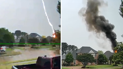 Video: rayo impacta una casa en Colleyville provocando un incendio