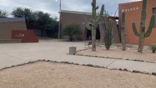 Colegio Comunitario de Pima, bajo confinamiento por actividad policial