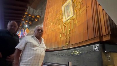 Mexicanos oran por sus familiares en EEUU ante las redadas migratorias