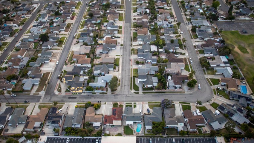 GARDEN GROVE, CALIFORNIA – MAY 23: An aerial view of an evacuated residential area after a leak an overheated 34,000-gallon tank at GKN Aerospace on May 23, 2026 in Garden Grove, California. A malfunctioning tank at an aerospace plant has the potential of a chemical leak or explosion. An incident at GKN Aerospace, a manufacturer of components for commercial and military aircraft, triggered the facility’s automatic sprinkler system. Investigators are expected to examine the cause of the hazardous leak once the site has been fully stabilized. (Photo by Apu Gomes/Getty Images)
