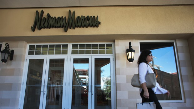 Video: Neiman Marcus: roban datos de tarjetas