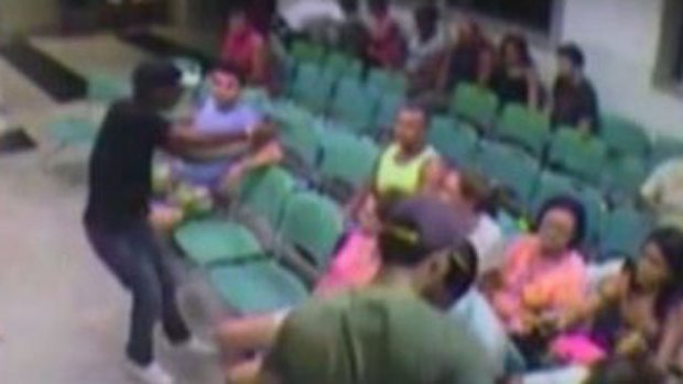 Video: Roban a enfermos en hospital sin piedad