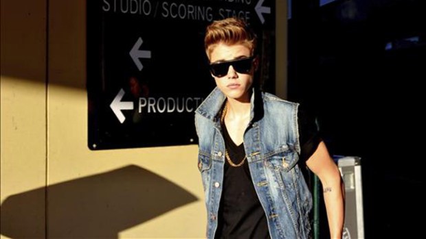 Video: Hallan cocaína en casa de Justin Bieber