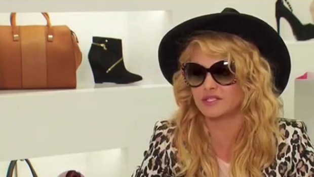 Video: Paulina entra al mundo de la moda