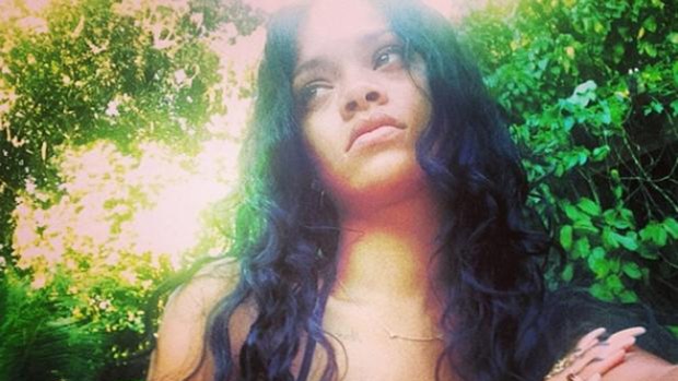 Video: Rihanna al desnudo en Brasil
