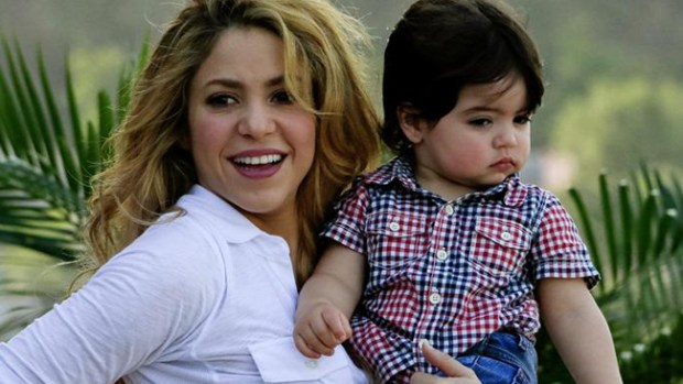 Video: Shakira por primera vez en Colombia con Milan