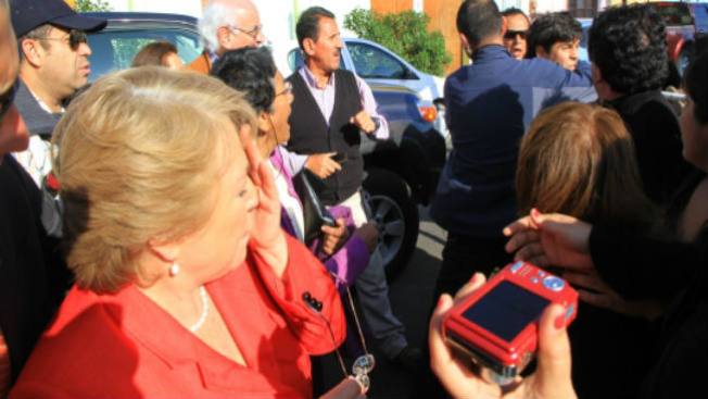 Gana Bachelet, pero habrá 2a vuelta