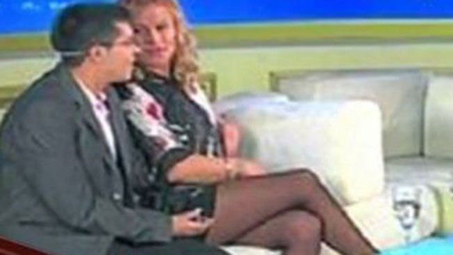 Se casa hombre embarazado