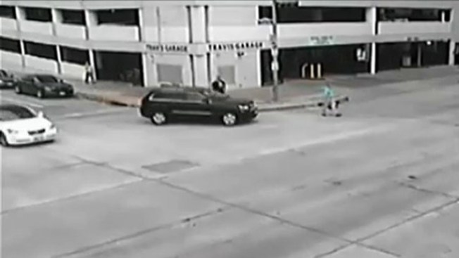 Jefe policial atropella a peatón