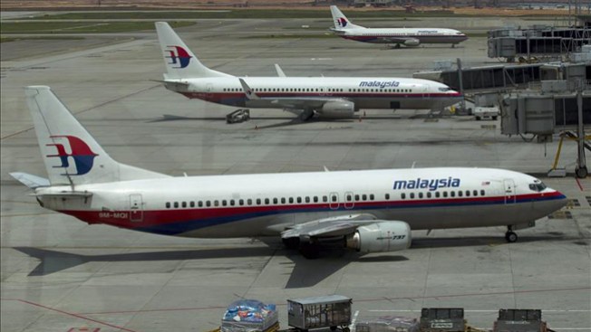 Avión: copiloto colaba chicas en cabina